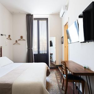 Camera con letto king size